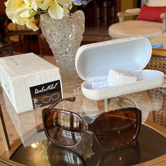 Oakley Accessories - Brand New Oakley Sunglasses - “Unfaithful”